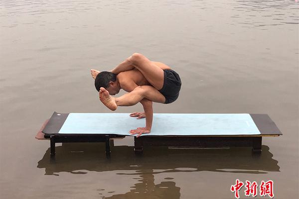 你是邪魔外道！我是名門正派！比你不知高到哪里去了！
