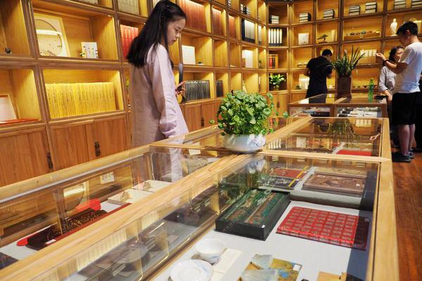 遠光軟件區塊鏈商品溯源服務平臺入選《2021工業區塊鏈案例集》