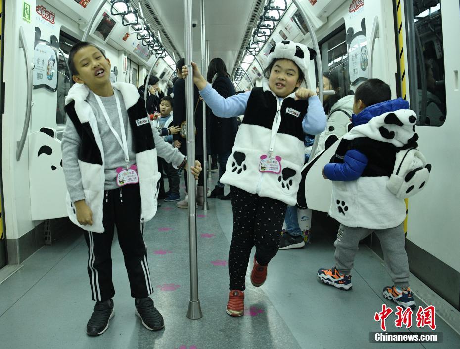 有了兩部《白蛇》的成功基礎(chǔ)，追光動(dòng)畫有可能做出「追光宇宙」嗎？